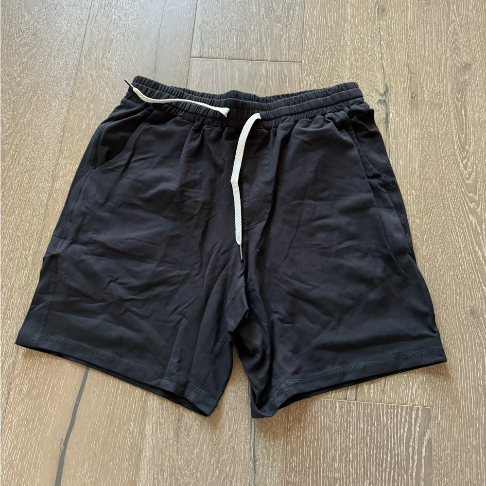 True Classic active comfort shorts